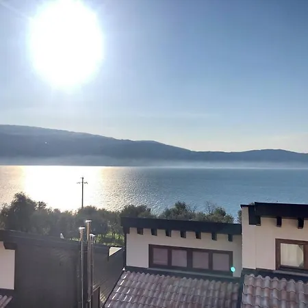Oliva Mit Seeblick Apartament